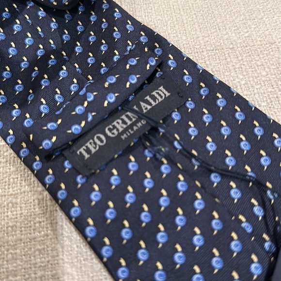 Teo Grimaldi Snail Print Silk Tie Navy - Picture 5 of 5